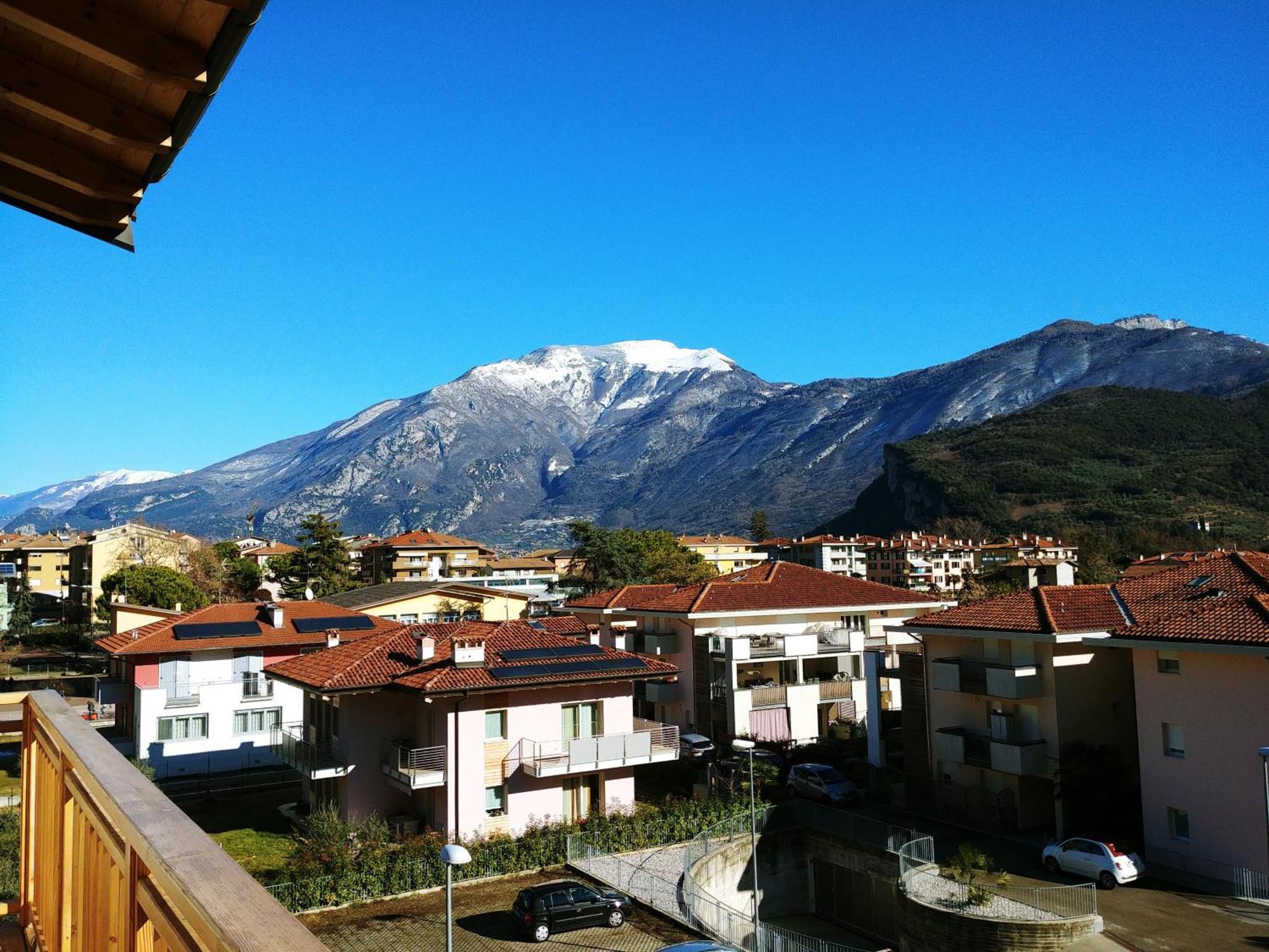 Antica Casa Alboletta Apartment ริวาเดลการ์ดา ภายนอก รูปภาพ