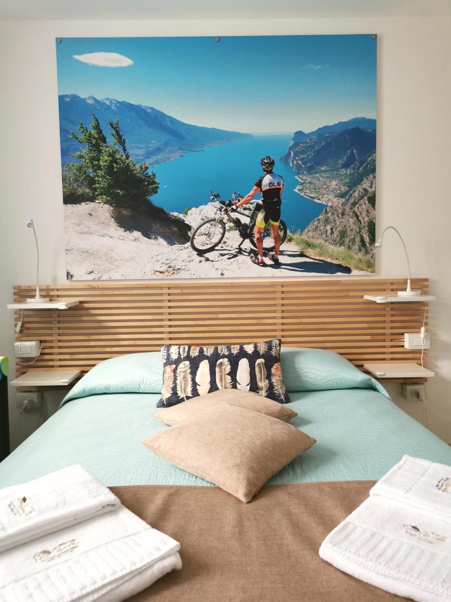 Antica Casa Alboletta Apartment ริวาเดลการ์ดา ภายนอก รูปภาพ