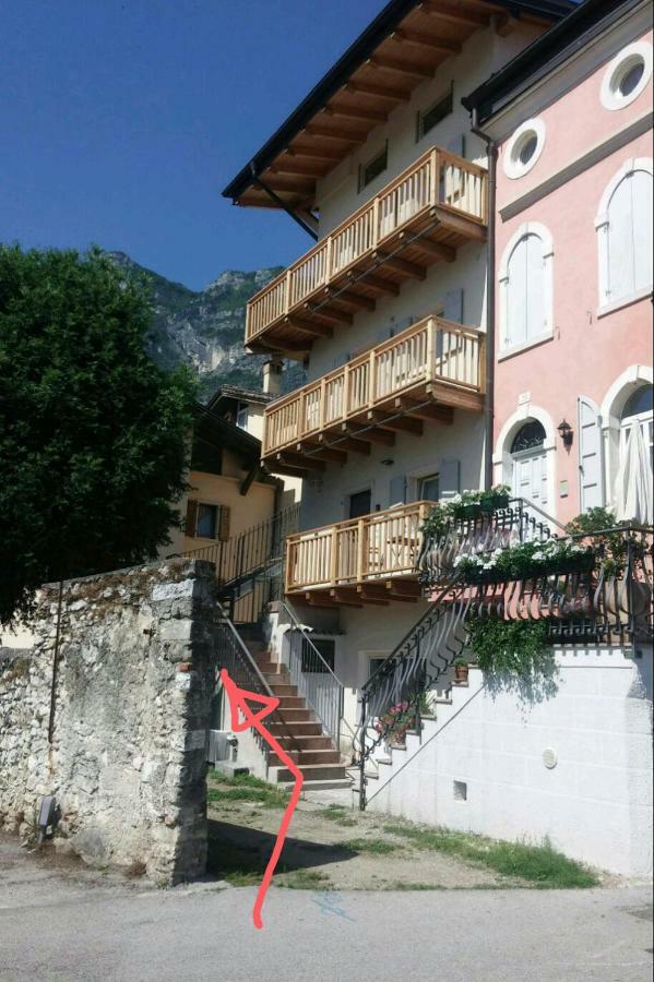 Antica Casa Alboletta Apartment ริวาเดลการ์ดา ภายนอก รูปภาพ