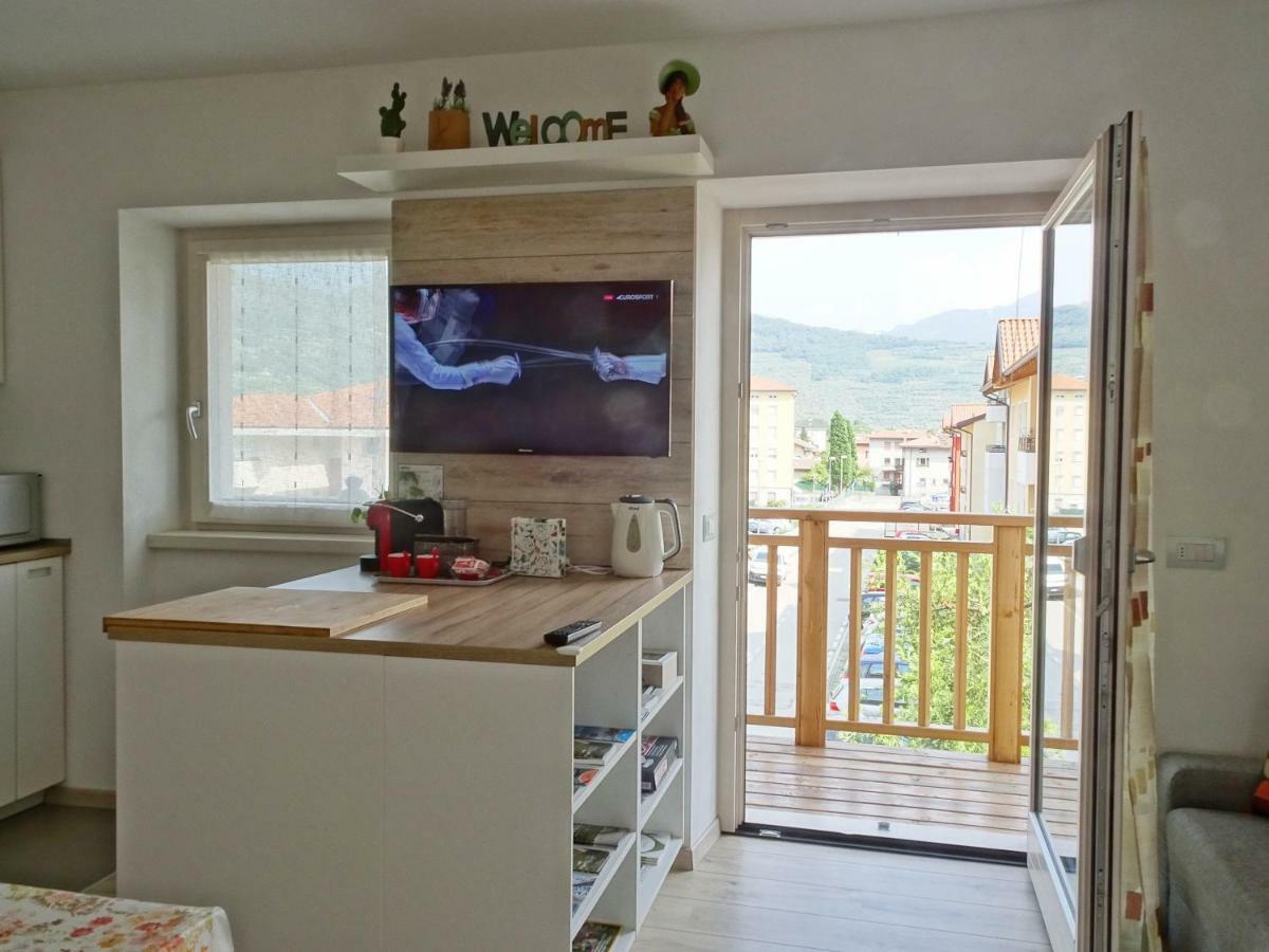 Antica Casa Alboletta Apartment ริวาเดลการ์ดา ภายนอก รูปภาพ